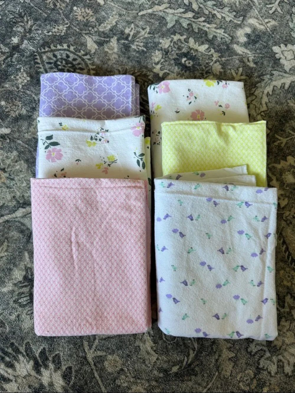 Bundle of 6 baby blankets